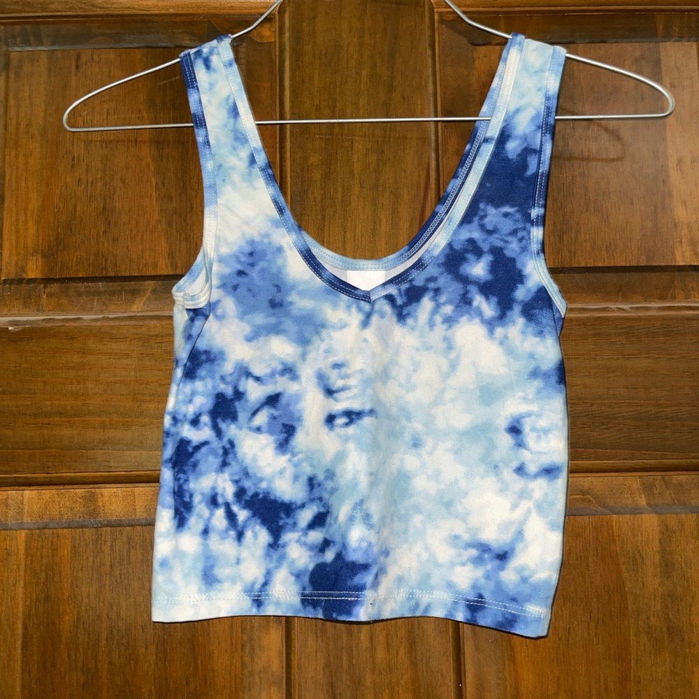 crop top